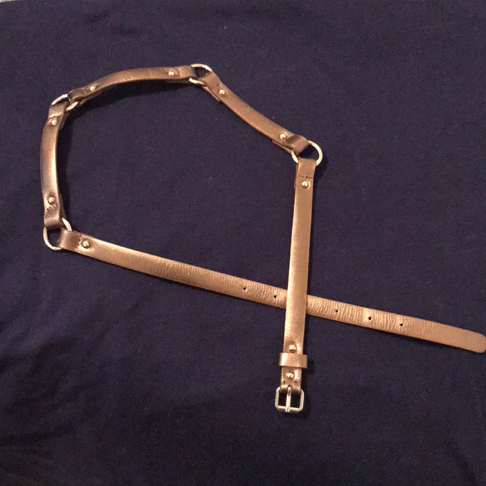 Bronze leather Ann Taylor belt. Size small